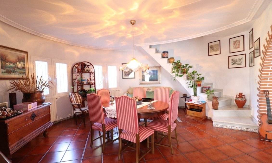 Segunda mano - Villa -
Torrevieja - Costa Blanca