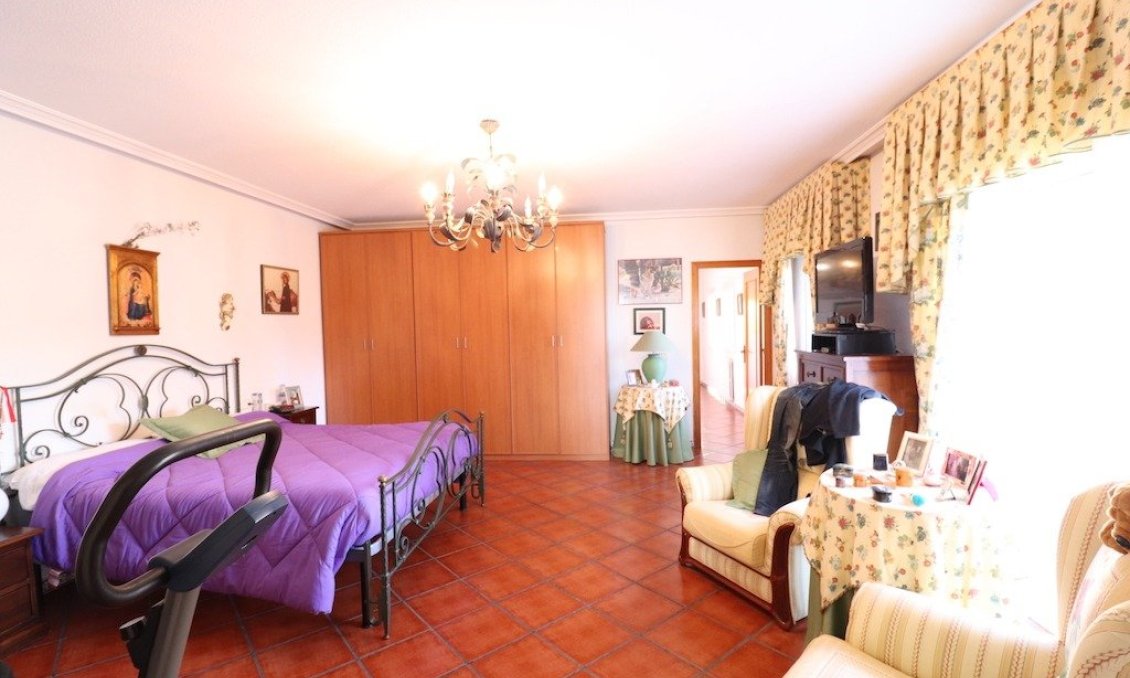 Segunda mano - Villa -
Torrevieja - Costa Blanca