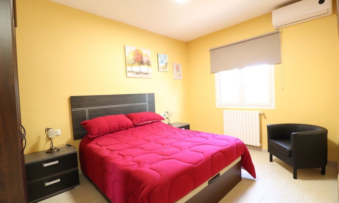 Segunda mano - Villa -
Torrevieja - Costa Blanca