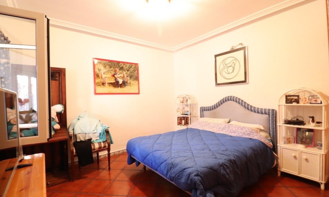 Segunda mano - Villa -
Torrevieja - Costa Blanca