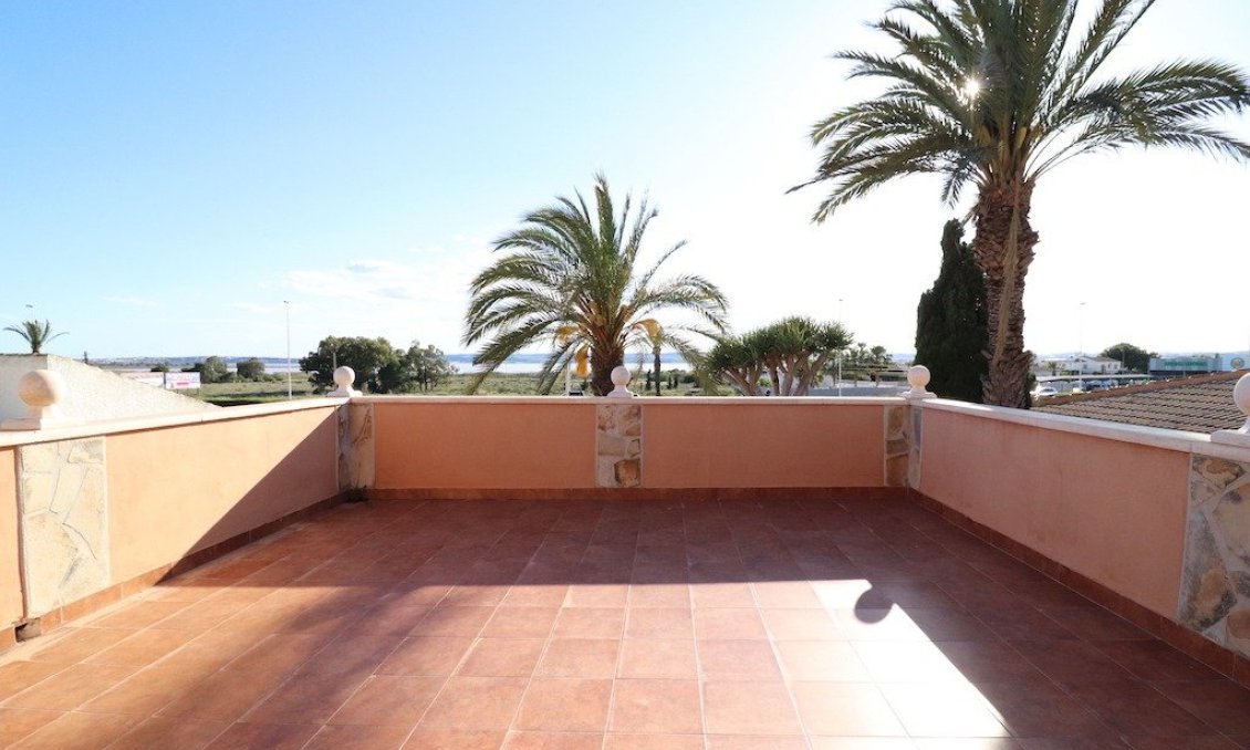 Segunda mano - Villa -
Torrevieja - Costa Blanca