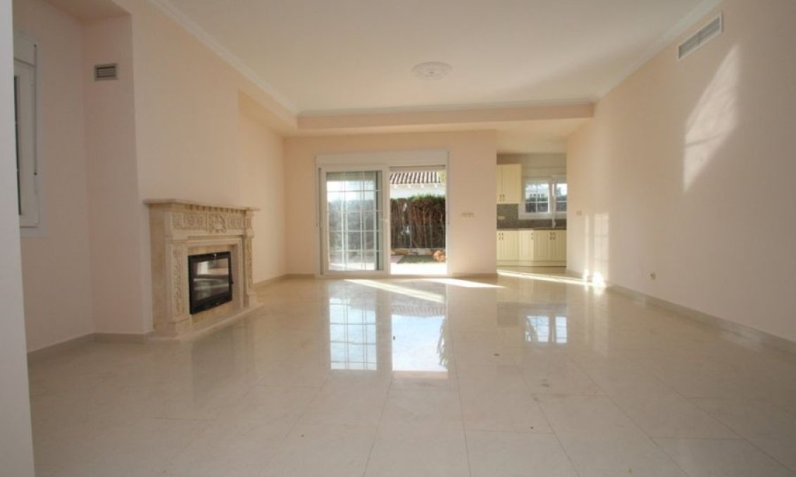 Revente - Villa -
Orihuela Costa - Costa Blanca