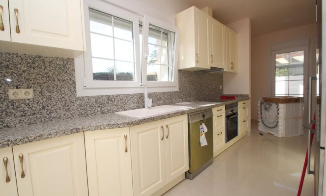 Revente - Villa -
Orihuela Costa - Costa Blanca