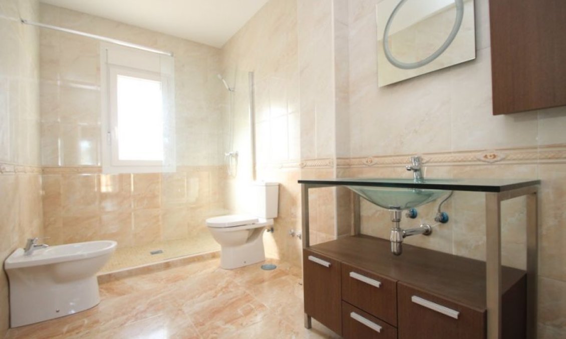Revente - Villa -
Orihuela Costa - Costa Blanca