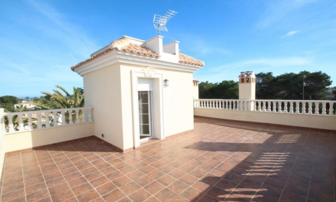 Revente - Villa -
Orihuela Costa - Costa Blanca
