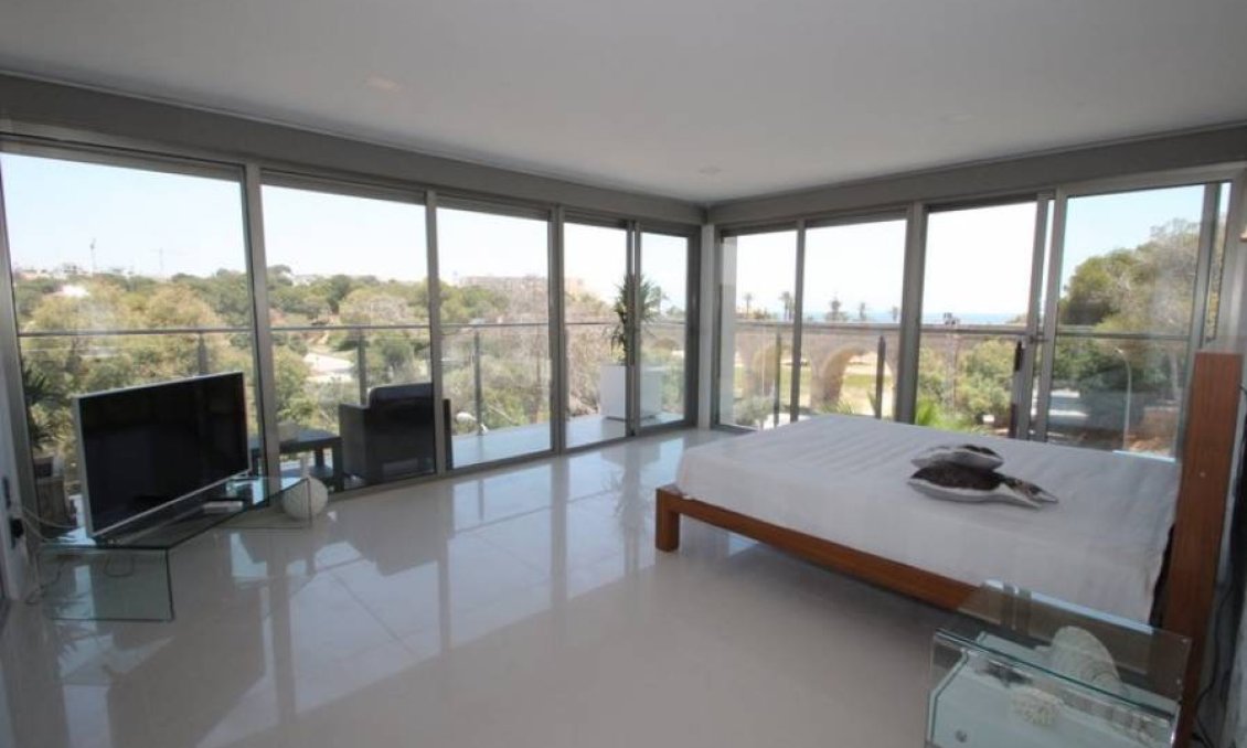 Segunda mano - Villa -
Orihuela Costa - Costa Blanca