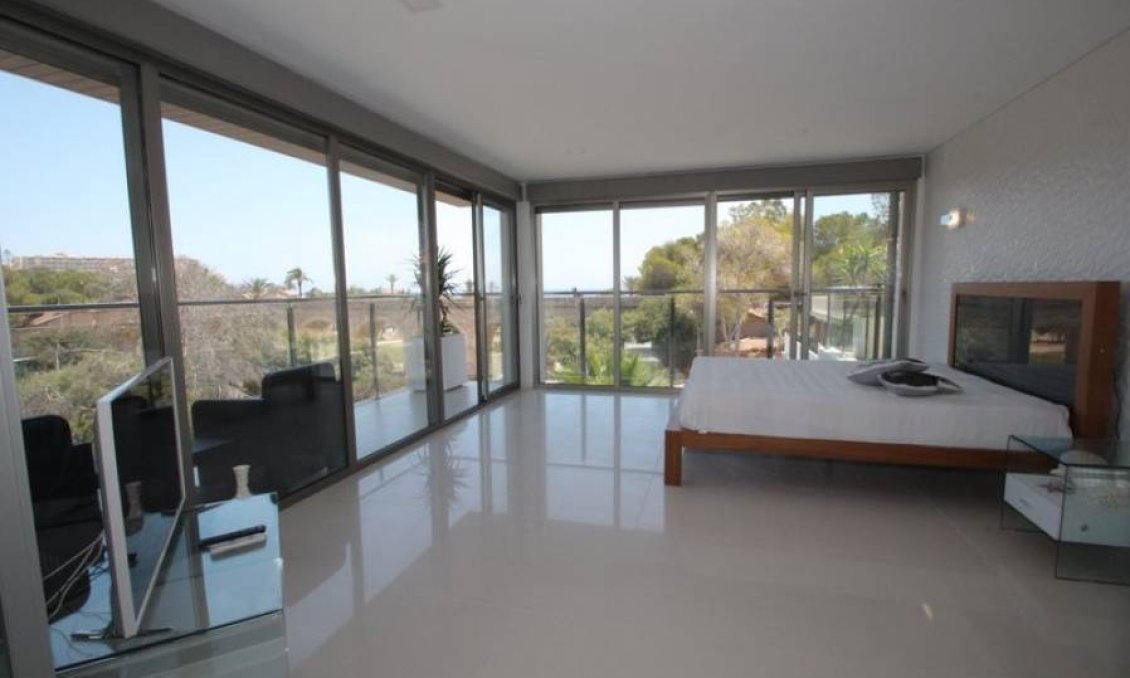 Segunda mano - Villa -
Orihuela Costa - Costa Blanca