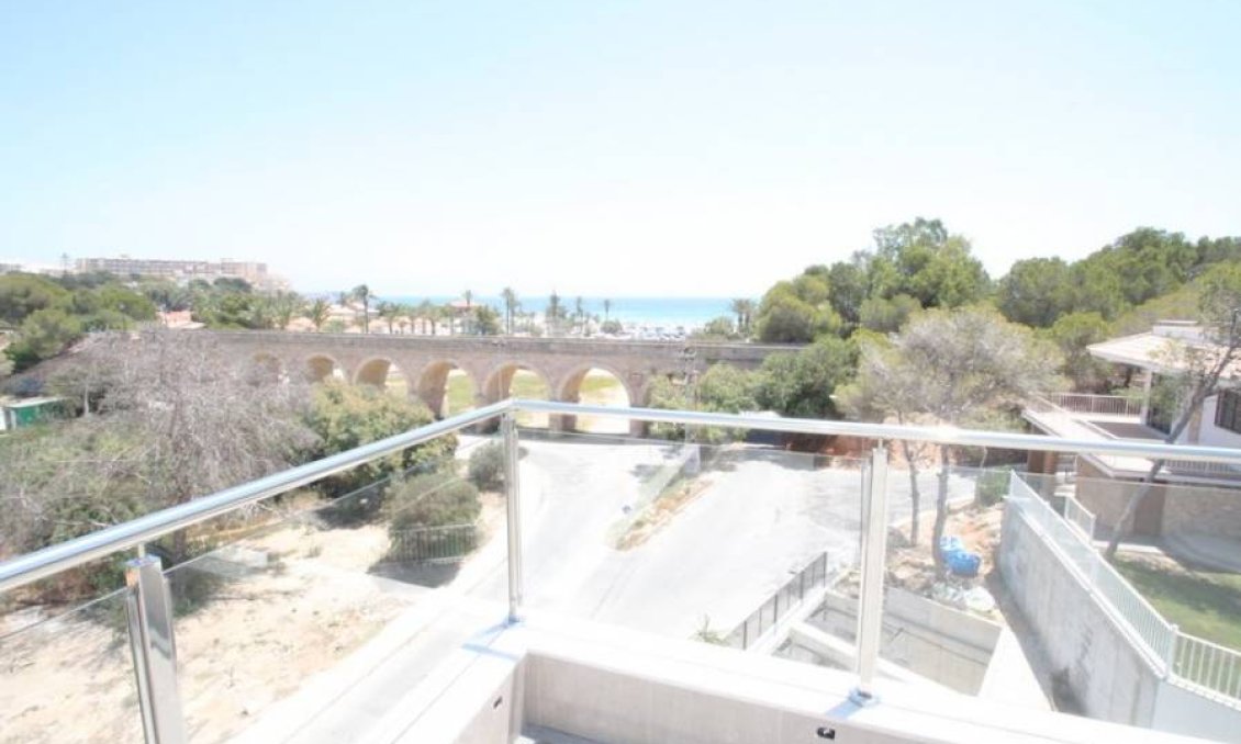 Segunda mano - Villa -
Orihuela Costa - Costa Blanca