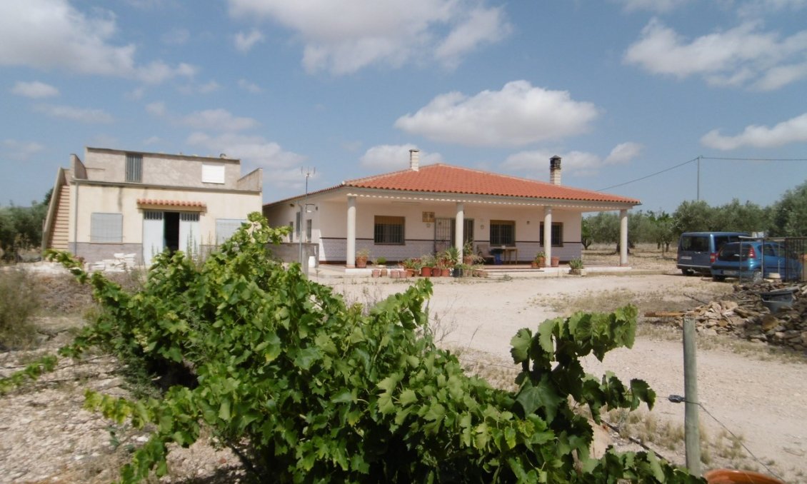 Wiederverkauf - Villa -
Yecla - Inland
