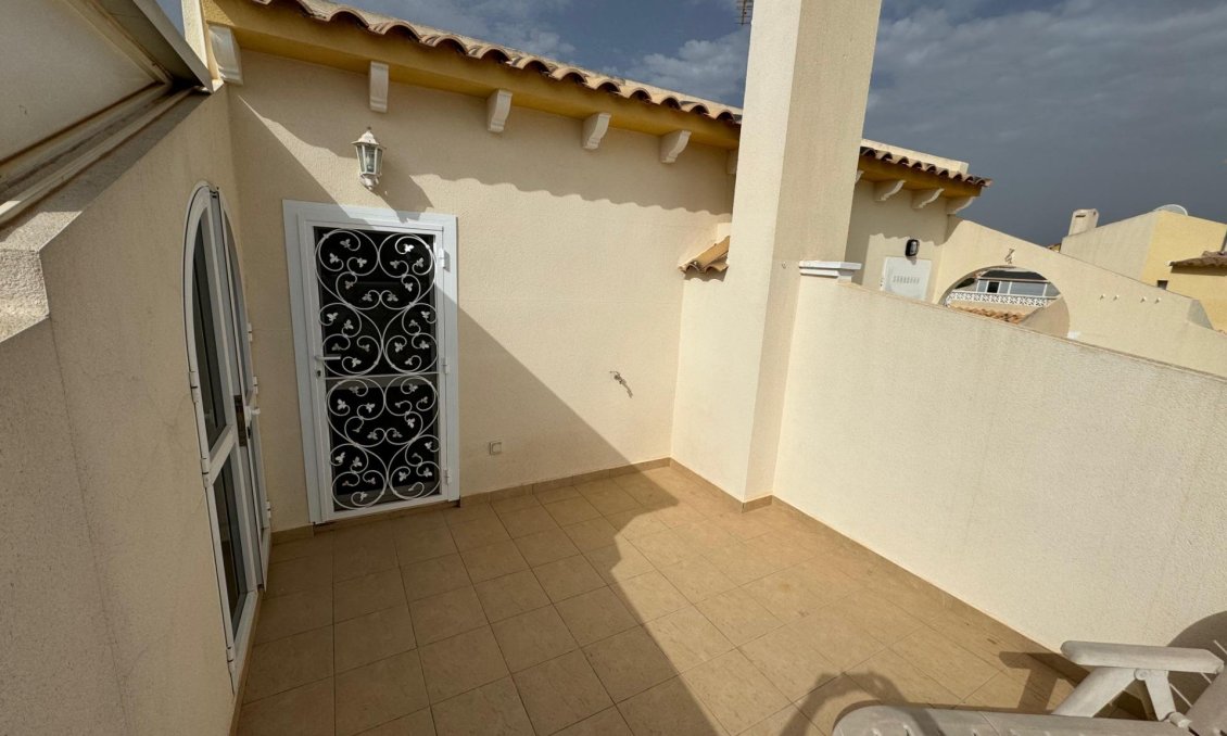 Segunda mano - Villa -
Orihuela Costa - Los Dolses