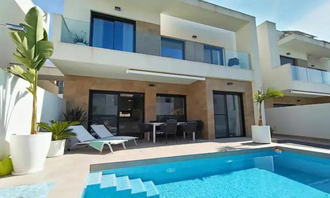 Segunda mano - Villa -
Los Montesinos - Costa Blanca