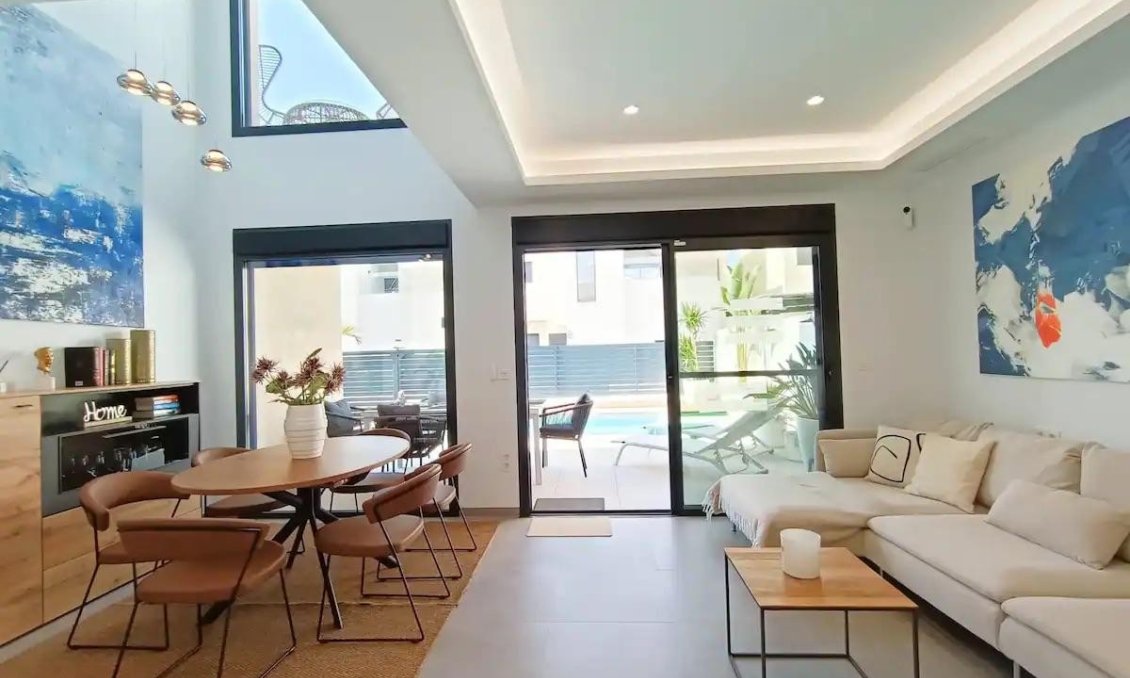 Segunda mano - Villa -
Los Montesinos - Costa Blanca