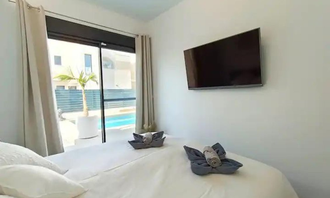 Segunda mano - Villa -
Los Montesinos - Costa Blanca