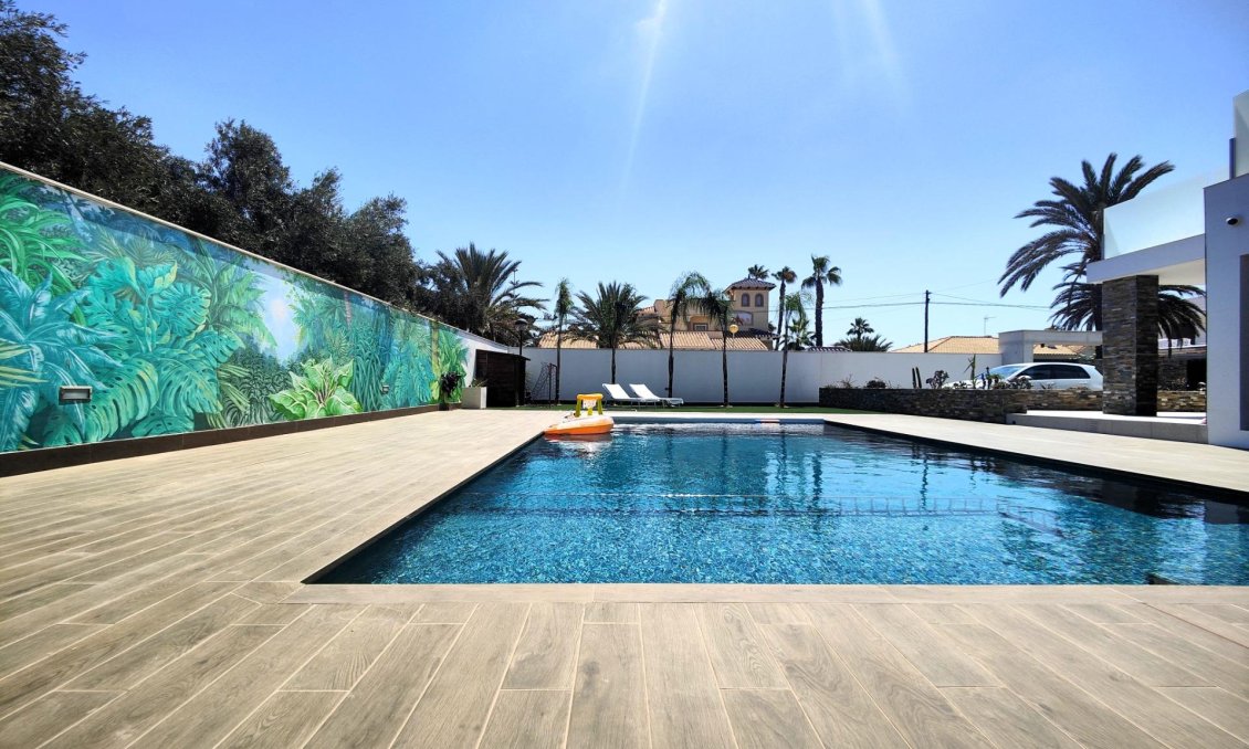 Segunda mano - Villa -
Cabo Roig - Costa Blanca