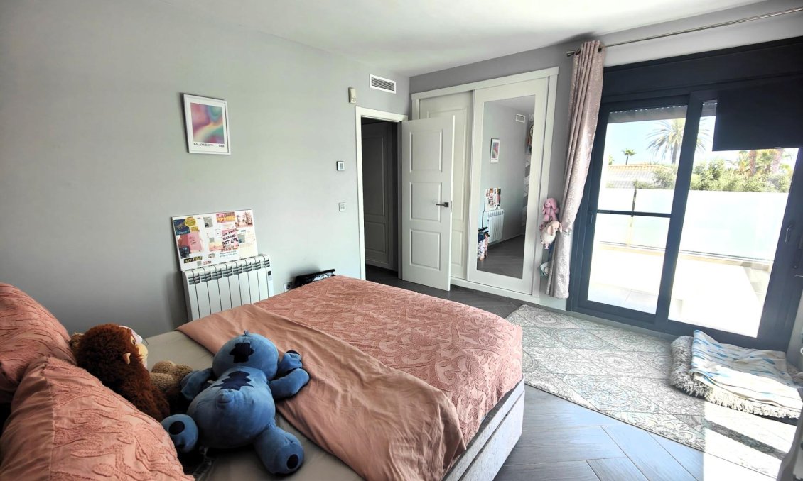 Segunda mano - Villa -
Cabo Roig - Costa Blanca