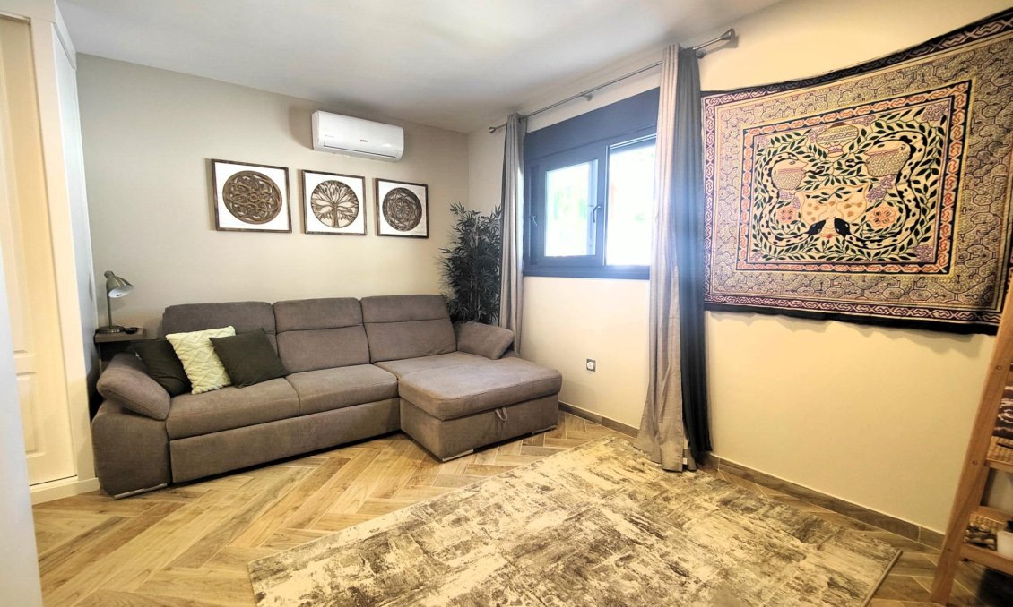 Segunda mano - Villa -
Cabo Roig - Costa Blanca