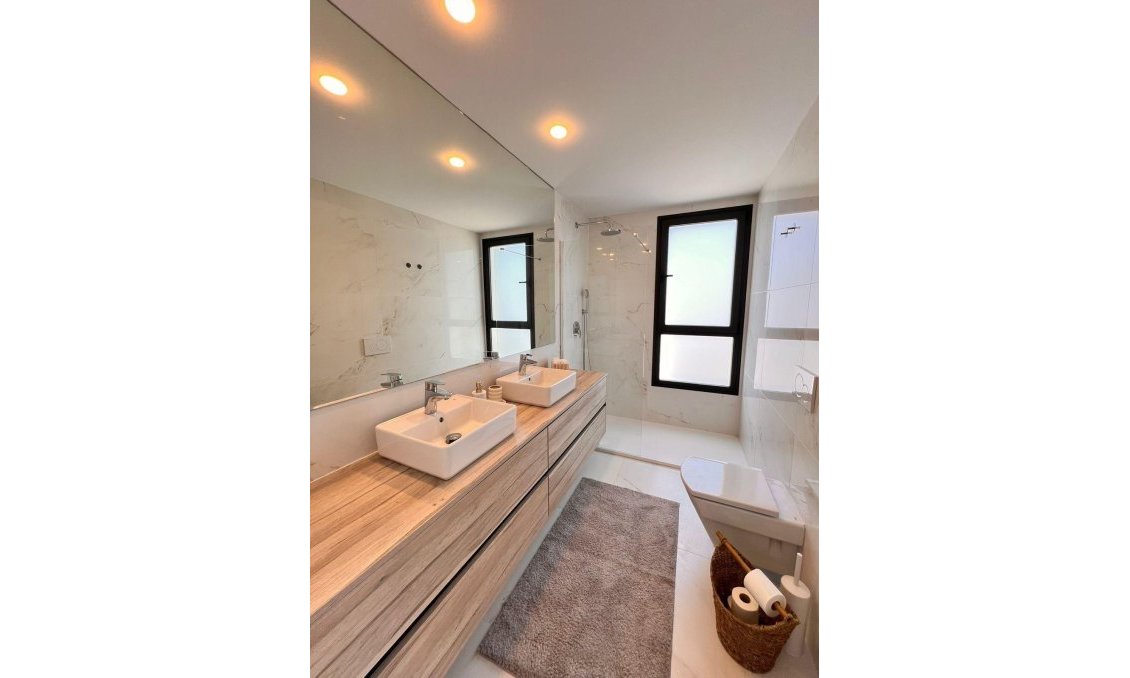 Segunda mano - Apartamento -
Benidorm - Poniente