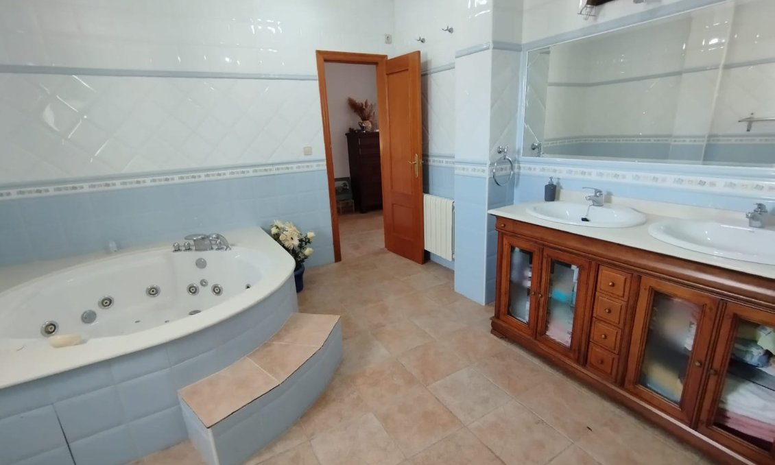Segunda mano - Villa -
Torrevieja - Costa Blanca