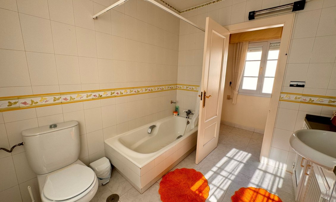 Resale - Villa -
La Manga del Mar Menor - Costa Calida