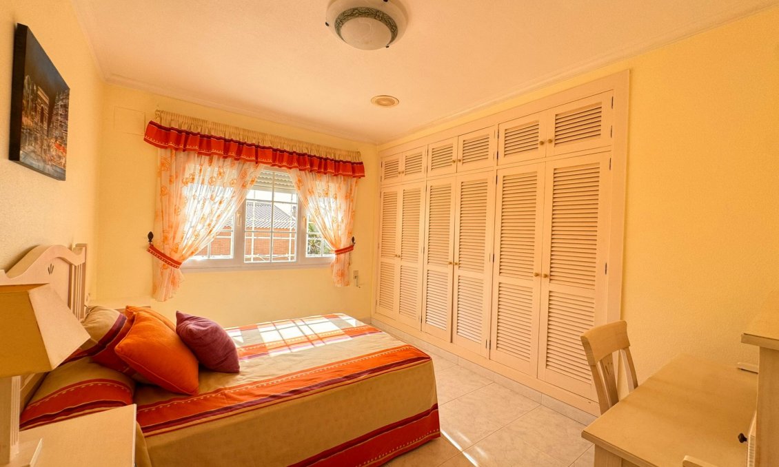 Resale - Villa -
La Manga del Mar Menor - Costa Calida