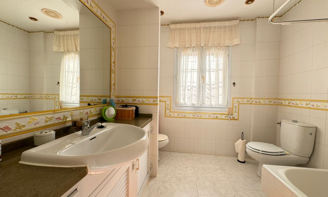 Resale - Villa -
La Manga del Mar Menor - Costa Calida