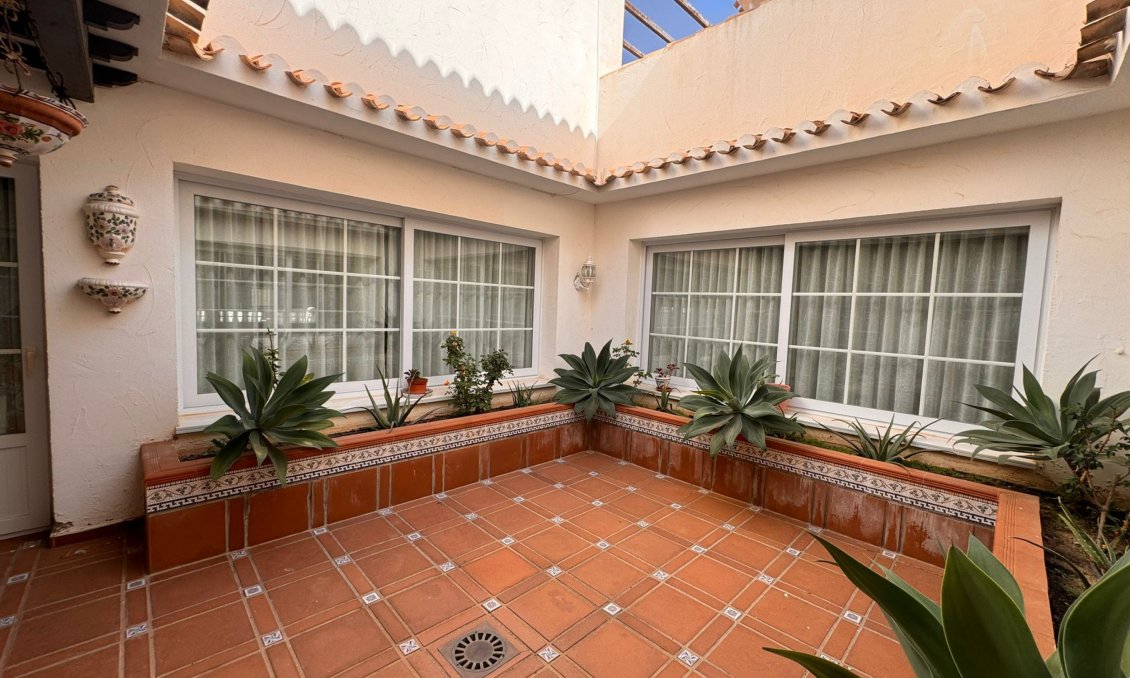 Resale - Villa -
La Manga del Mar Menor - Costa Calida