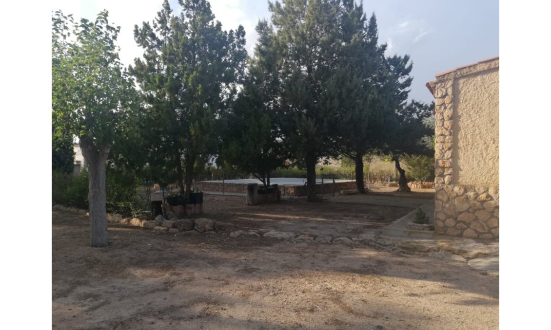 Segunda mano - Villa -
Yecla - Inland