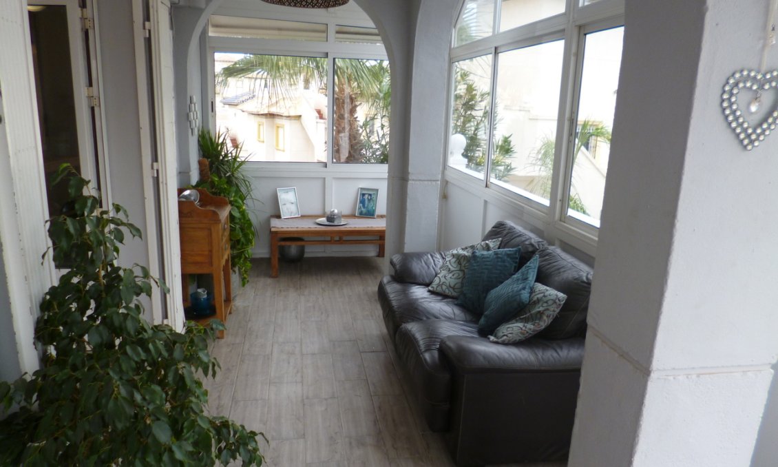 Segunda mano - Villa -
Playa Flamenca - Costa Blanca