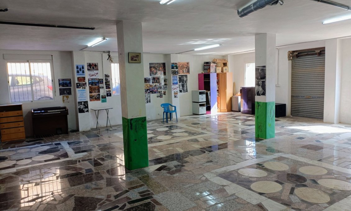 Segunda mano - Town House -
Algueña - Inland