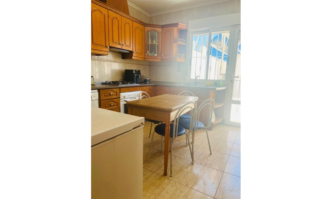 Revente - Villa -
Rojales