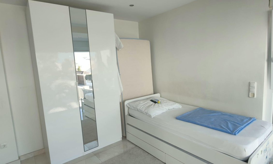 Segunda mano - Villa -
Orihuela Costa - La Zenia