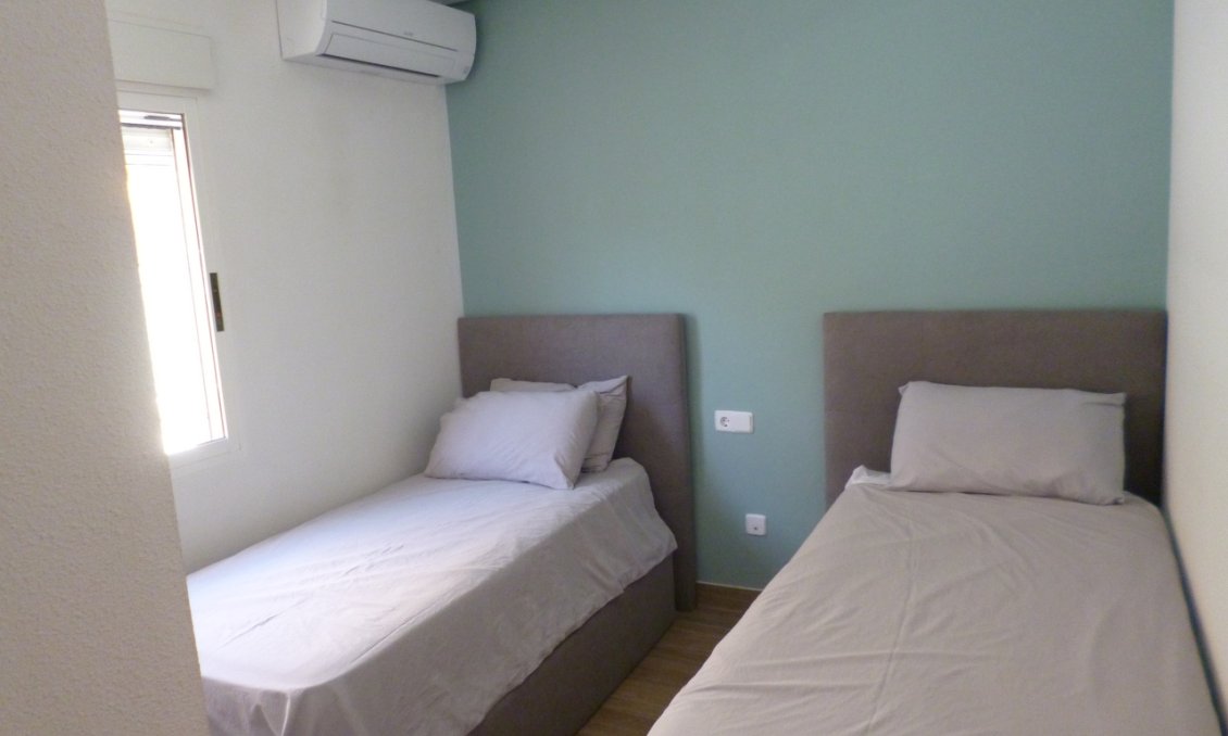 Segunda mano - Villa -
Pilar de la Horadada - Costa Blanca