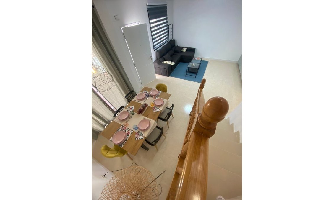 Segunda mano - Town House -
San Miguel de Salinas - Inland