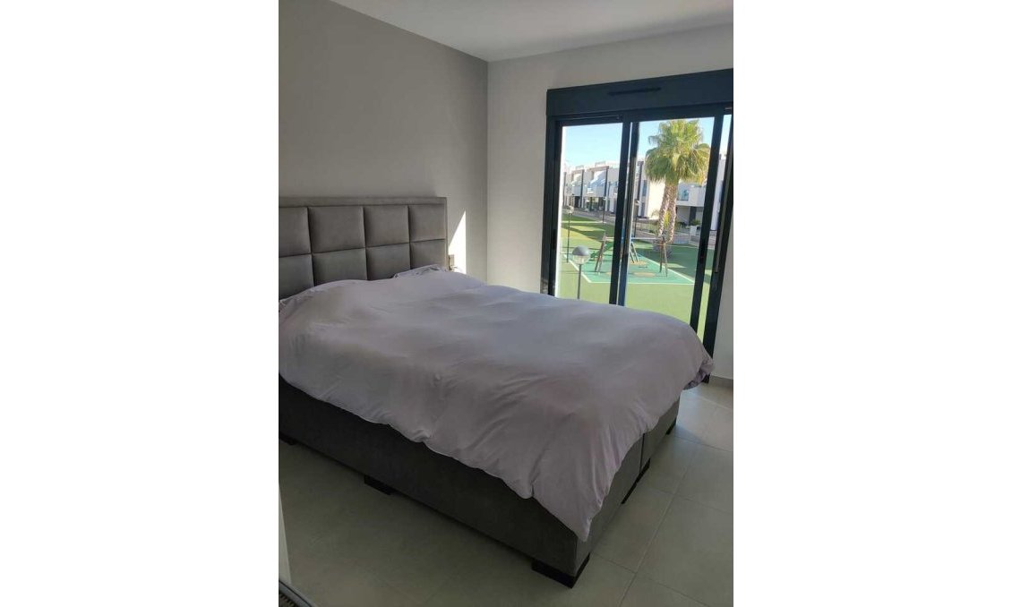 Használt Ingatlanok - Apartman -
Guardamar del Segura - Costa Blanca