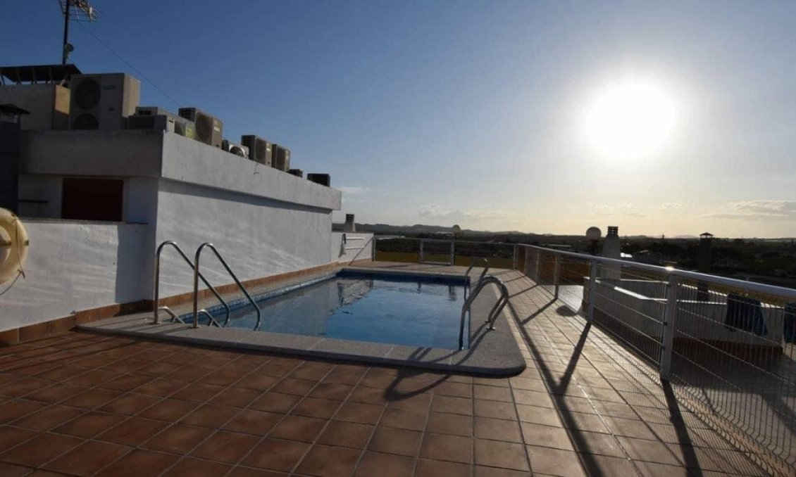 Segunda mano - Apartamento -
Los Montesinos - Costa Blanca