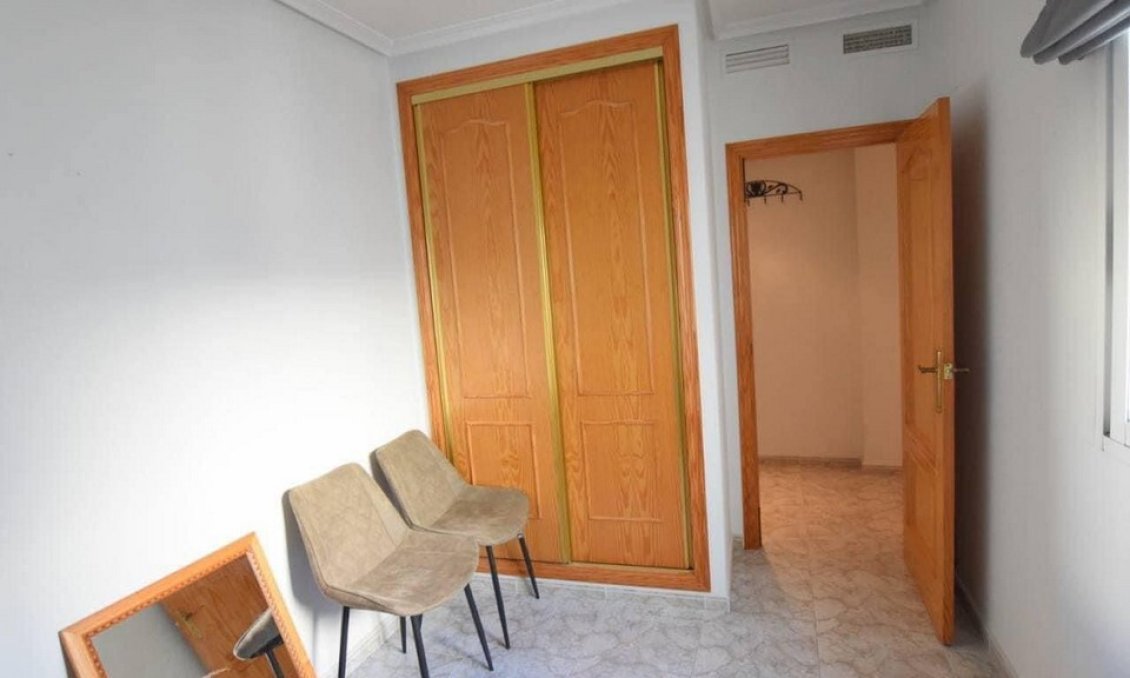 Segunda mano - Apartamento -
Los Montesinos - Costa Blanca