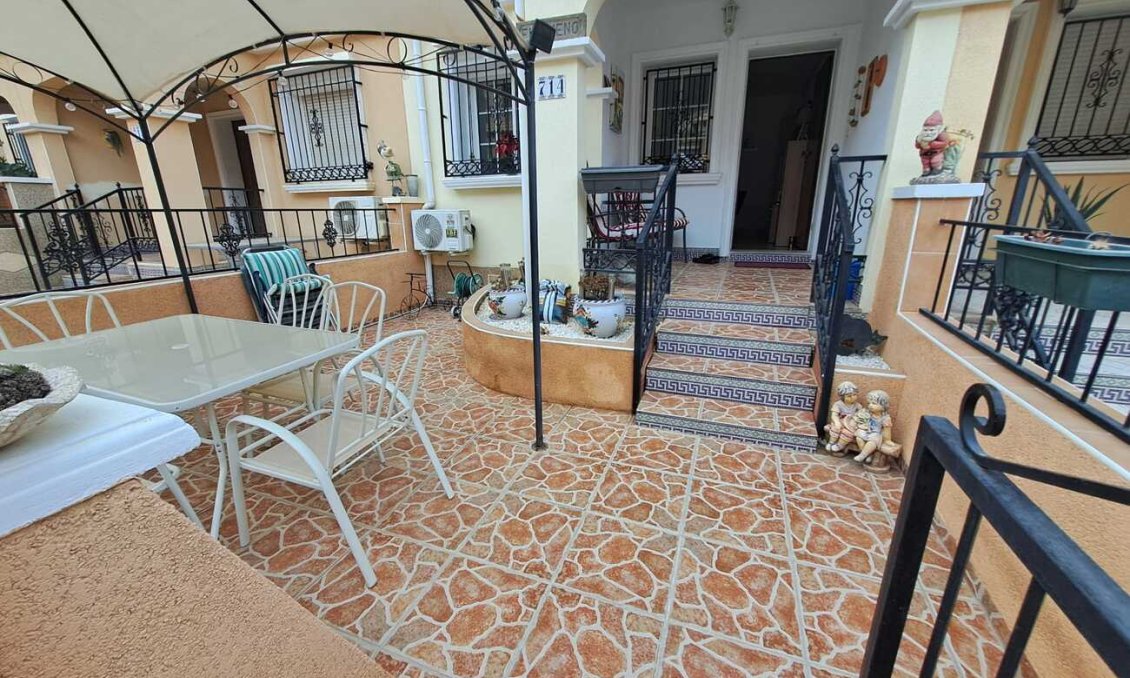 Segunda mano - Town House -
Orihuela Costa - Costa Blanca