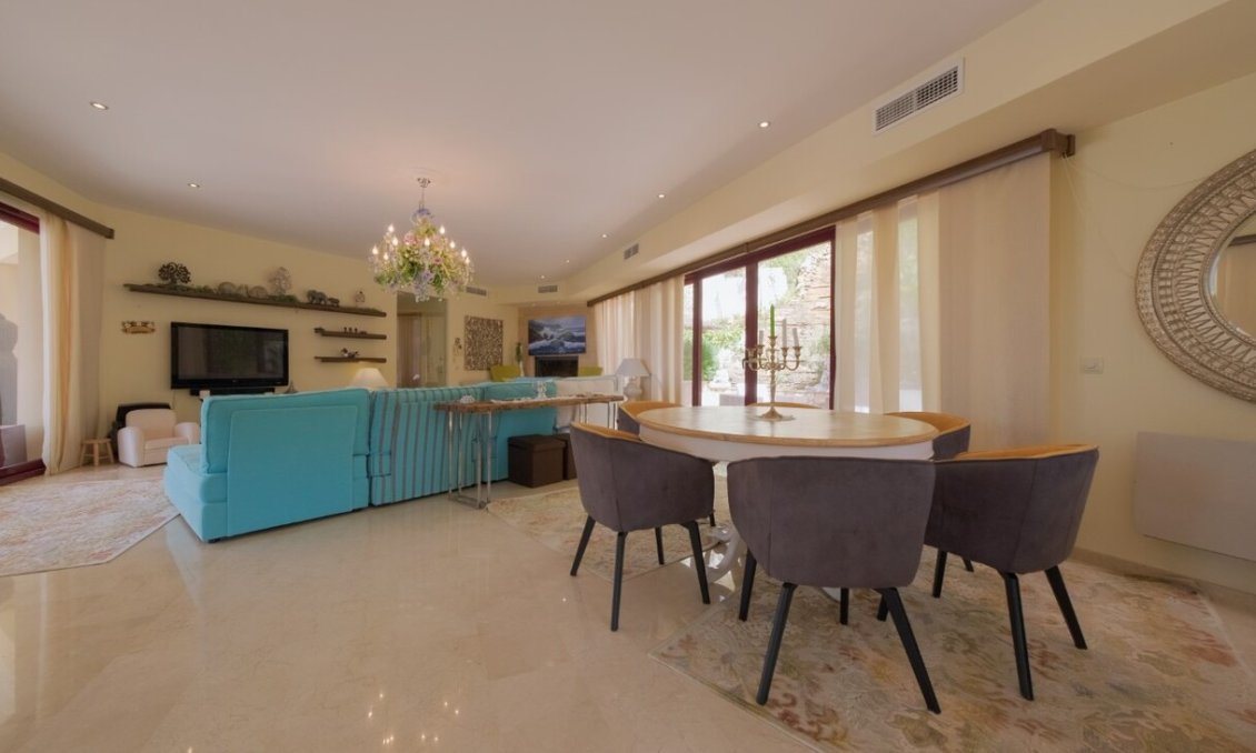 Wiederverkauf - Villa -
Callosa D'en Sarria - Costa Blanca