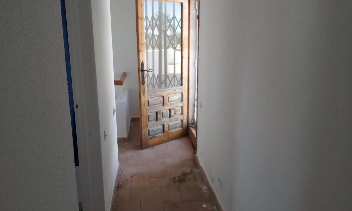Segunda mano - Villa -
La Zenia - Costa Blanca