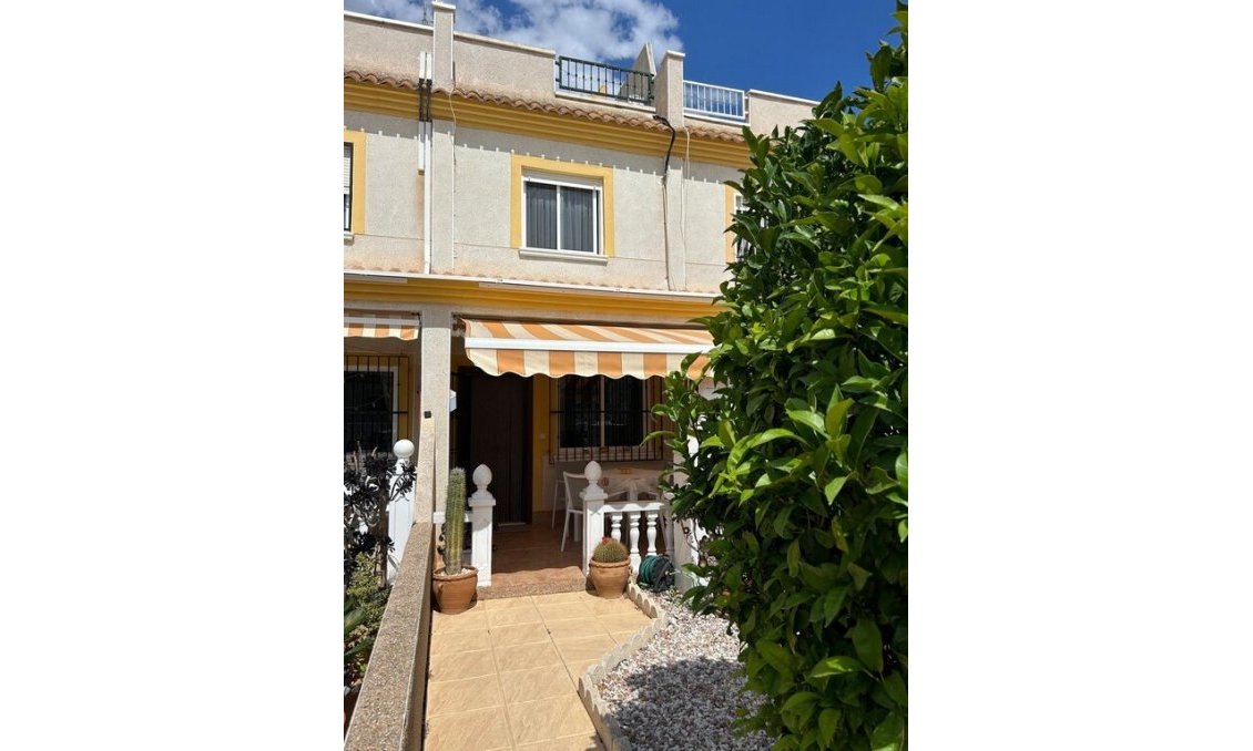 Segunda mano - Town House -
Algorfa - Costa Blanca