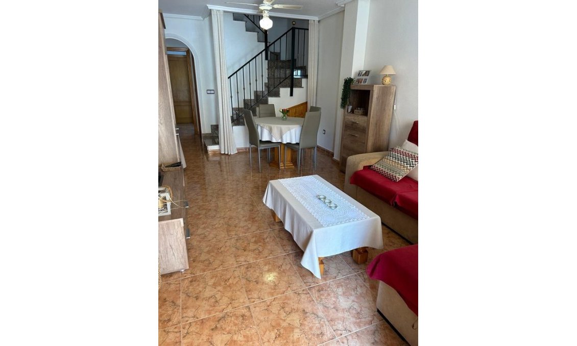 Segunda mano - Town House -
Algorfa - Costa Blanca