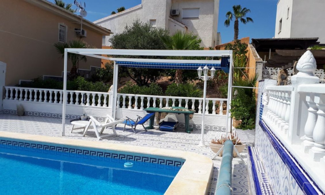 Segunda mano - Villa -
Ciudad Quesada - Costa Blanca