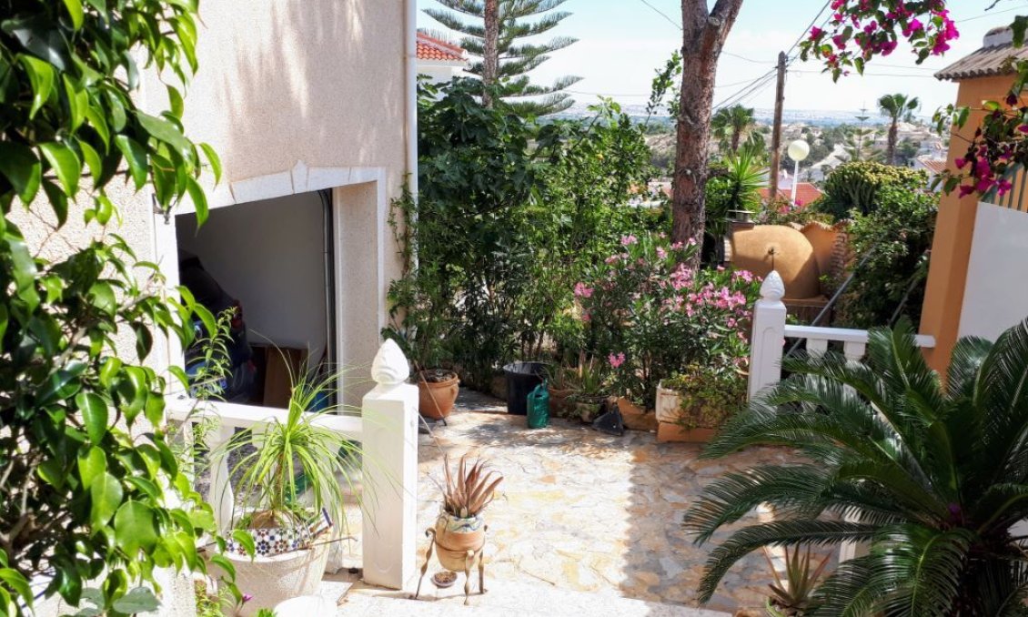 Segunda mano - Villa -
Ciudad Quesada - Costa Blanca