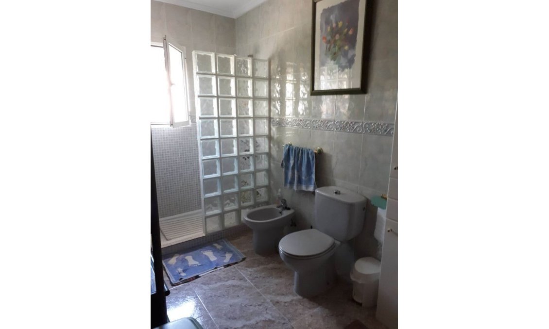 Segunda mano - Villa -
Ciudad Quesada - Costa Blanca