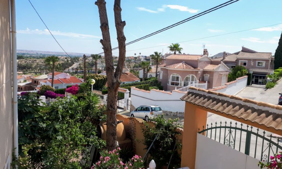 Segunda mano - Villa -
Ciudad Quesada - Costa Blanca