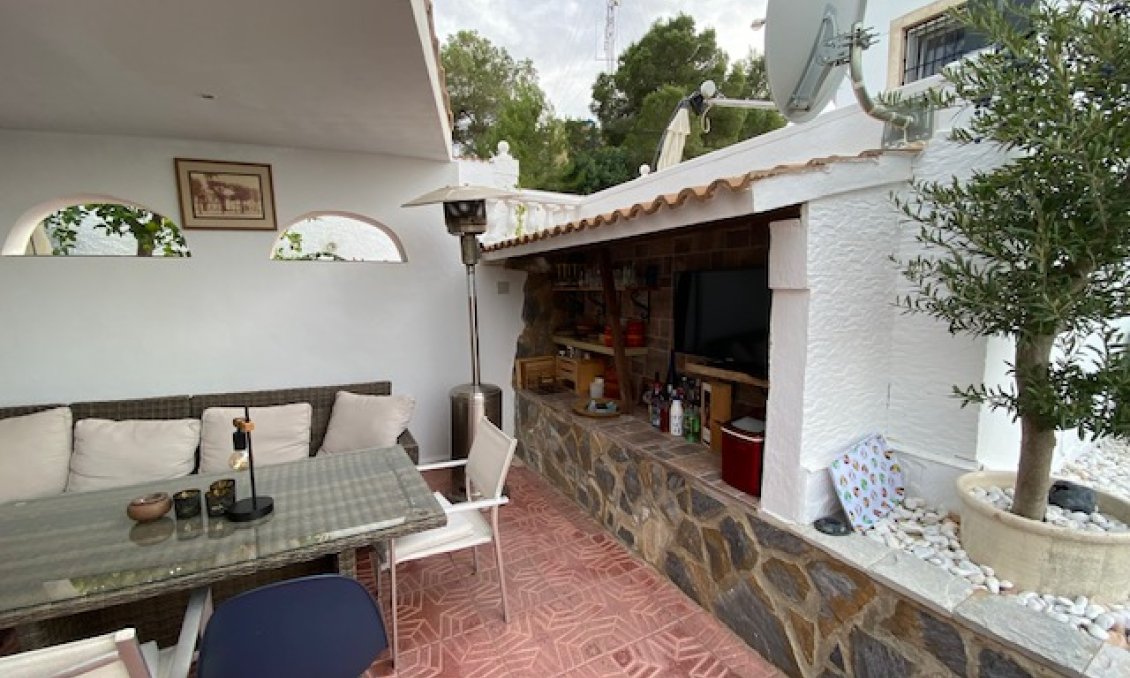 Segunda mano - Villa -
San Miguel de Salinas - Inland