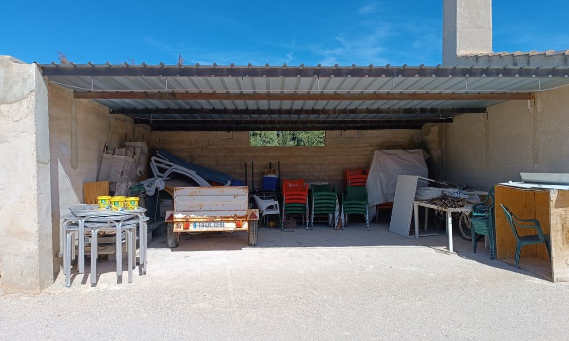 Segunda mano - Villa -
Yecla - Inland