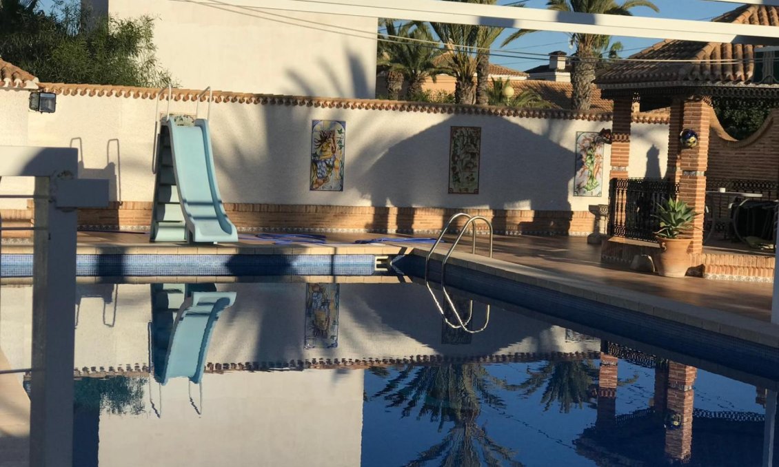 Segunda mano - Villa -
Cabo Roig - Costa Blanca