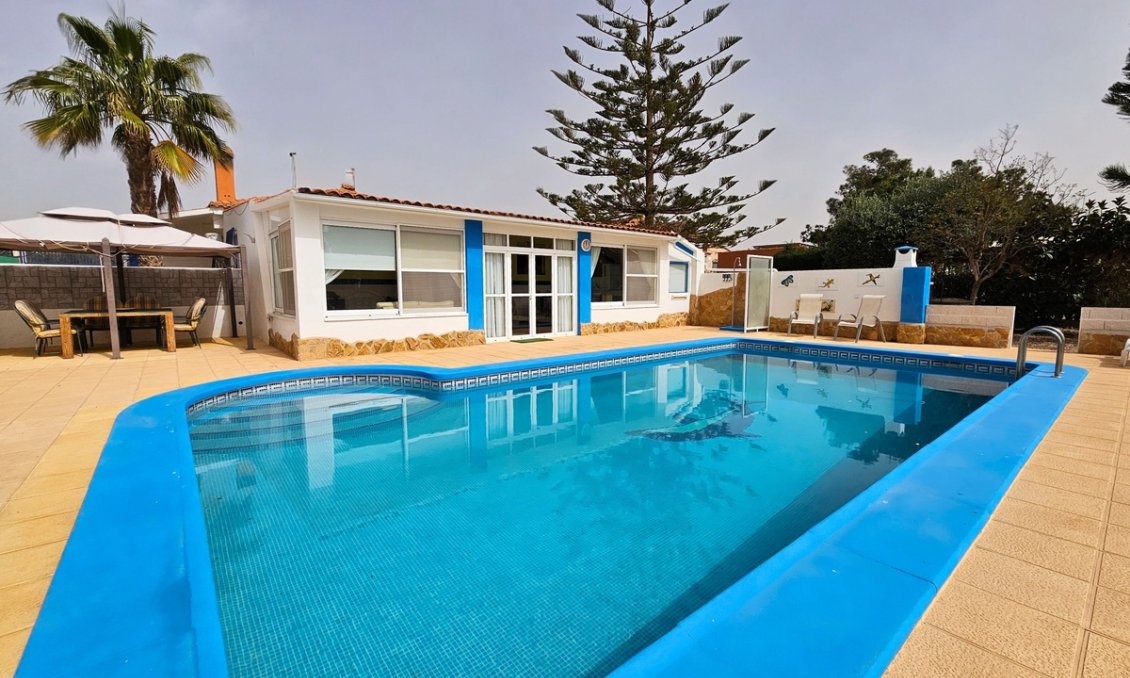 Segunda mano - Villa -
Balsicas - Inland