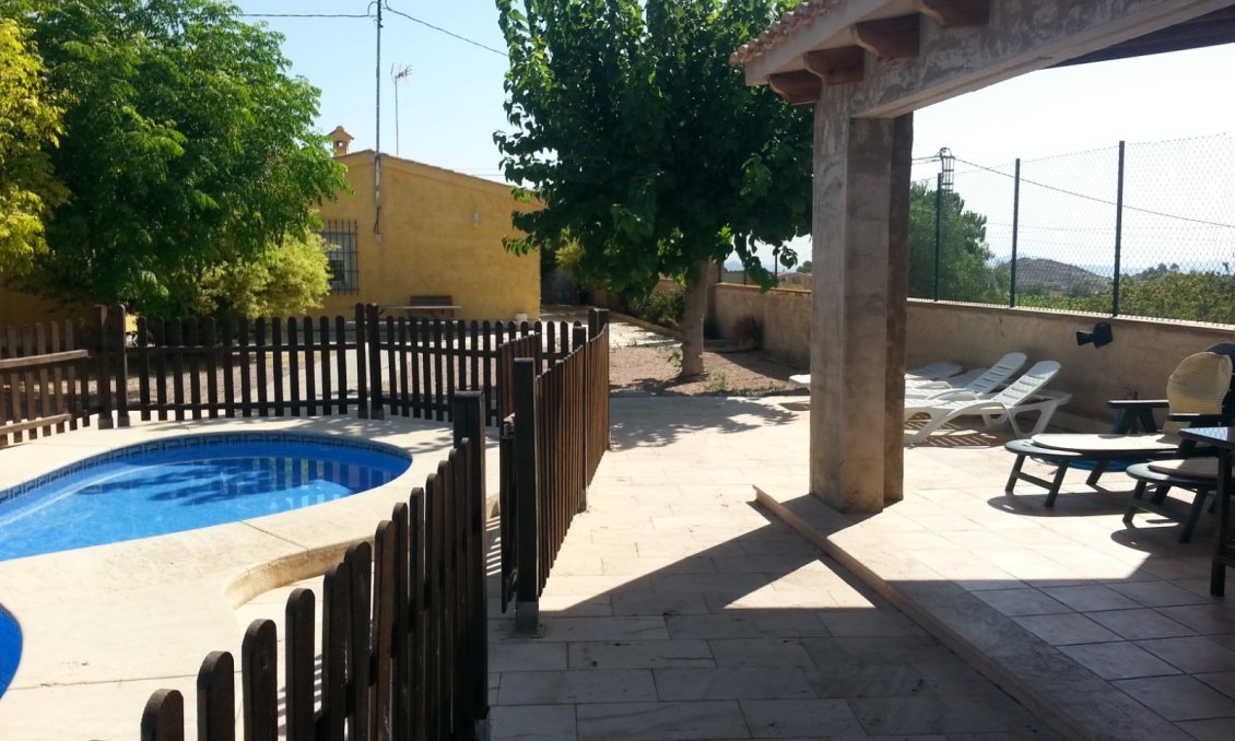 Segunda mano - Villa -
La Romana - Inland